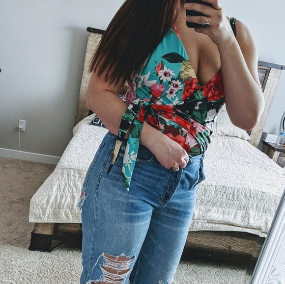 🆕🌿FLORAL BODYSUIT🌿 - Picture 10 of 14